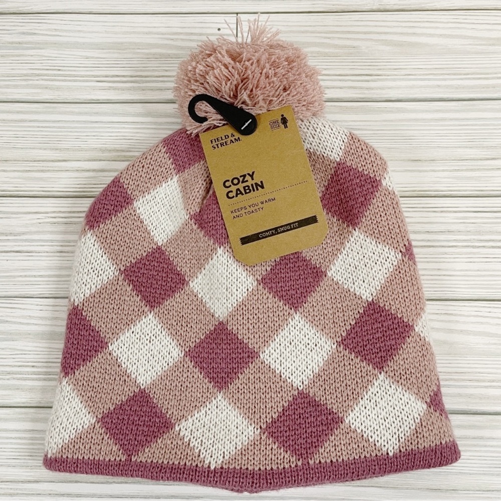 Field & Stream Cozy Cabin Pink and White Plaid Knit Beanie Hat NWT